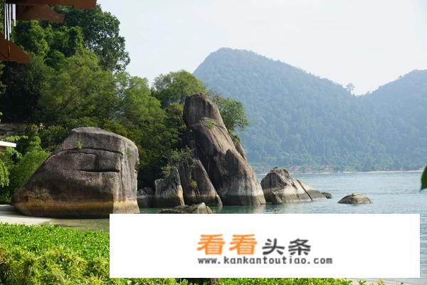 请问过年之前一月底或二月初去哪旅游好呢？