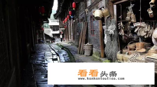 内江附近除了成都重庆有什么好玩的城市？