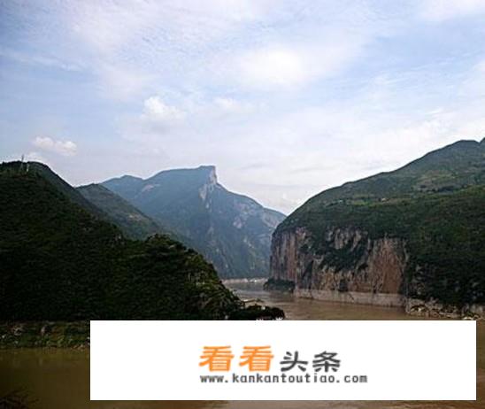 什么时候游三峡最好？