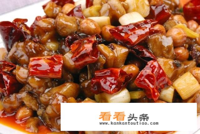 川菜宫爆鸡丁的做法？