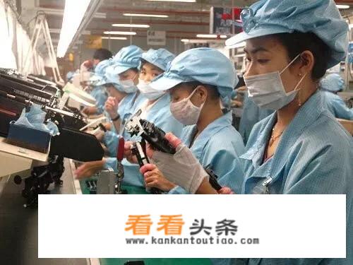 越南女兵为什么那么漂亮？
