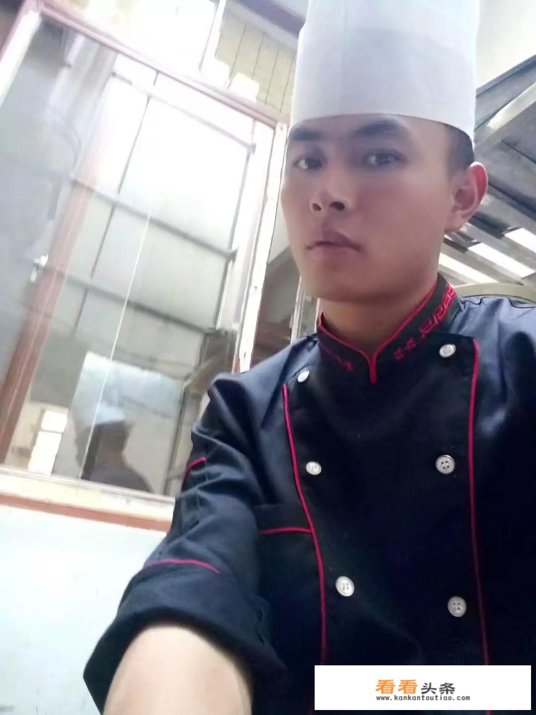yeatlon是什么服装品牌？