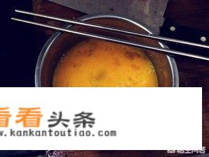 茼蒿炒鸡蛋是怎么做的？
