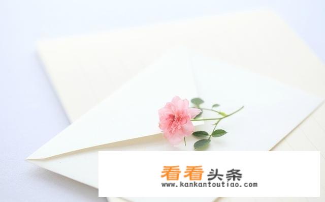 类似傲风的女强+穿越+玄幻+契约魔兽+炼药师炼器师的小说？