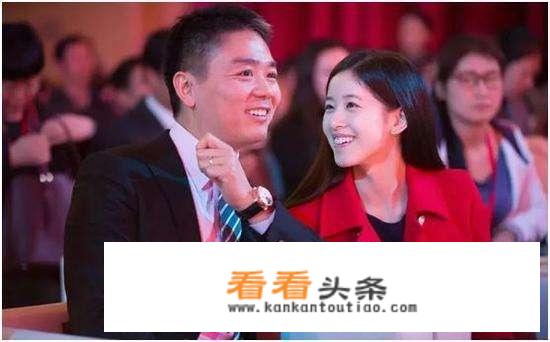 女领导喜欢你的动向？