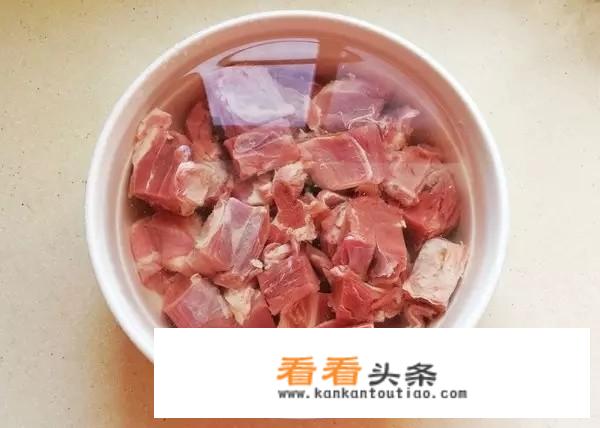 炖羊肉怎么做好吃又香？