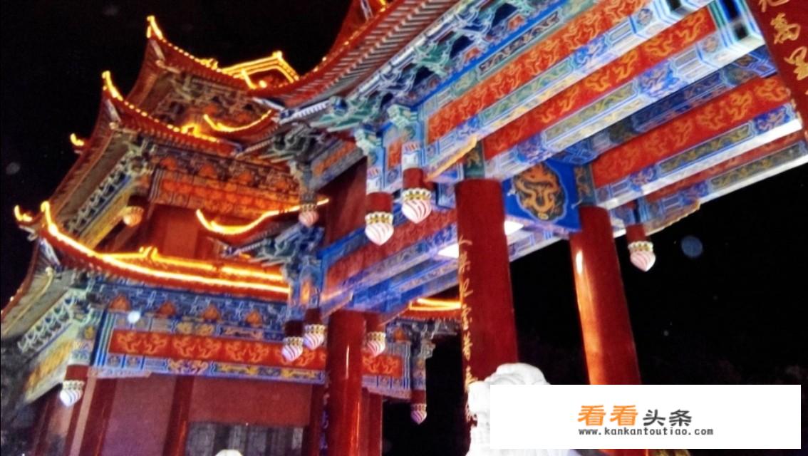 威海华夏城有门票可以免费玩里面哪些东西？