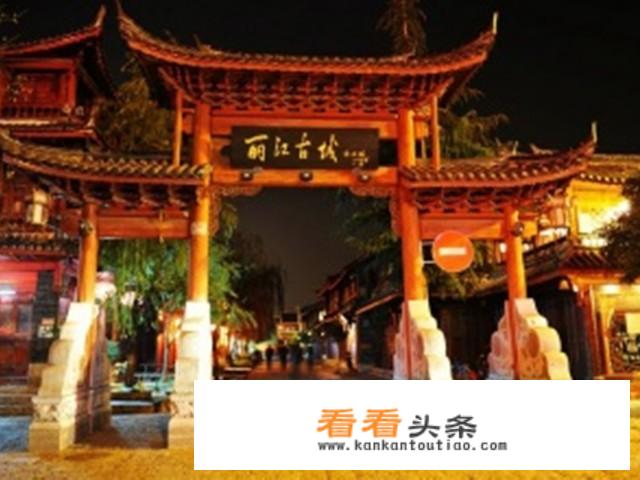 去贵州旅游到当地再报团方便吗？