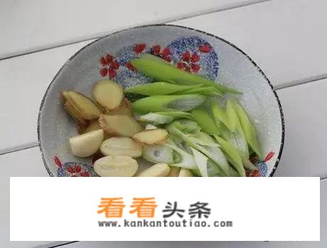 白斩鸡的正宗做法？