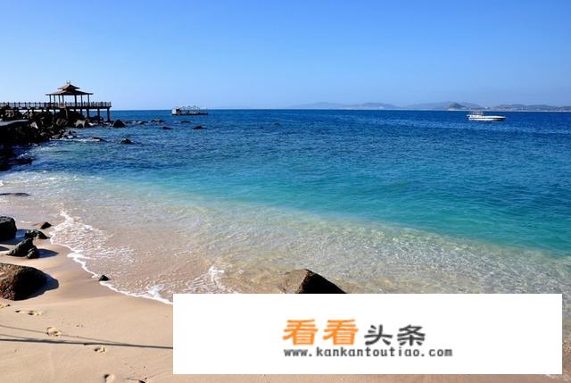 我想12月份去三亚游玩，有什么建议或攻略吗？