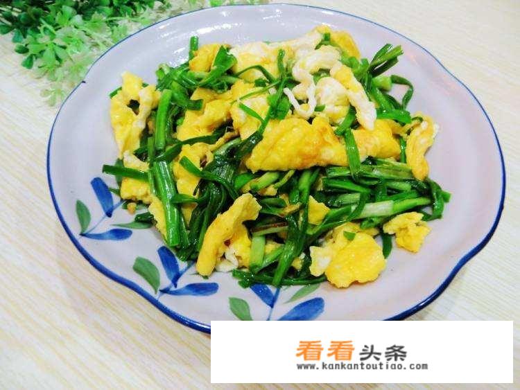 蒜苗可以搭配什么菜炒？
