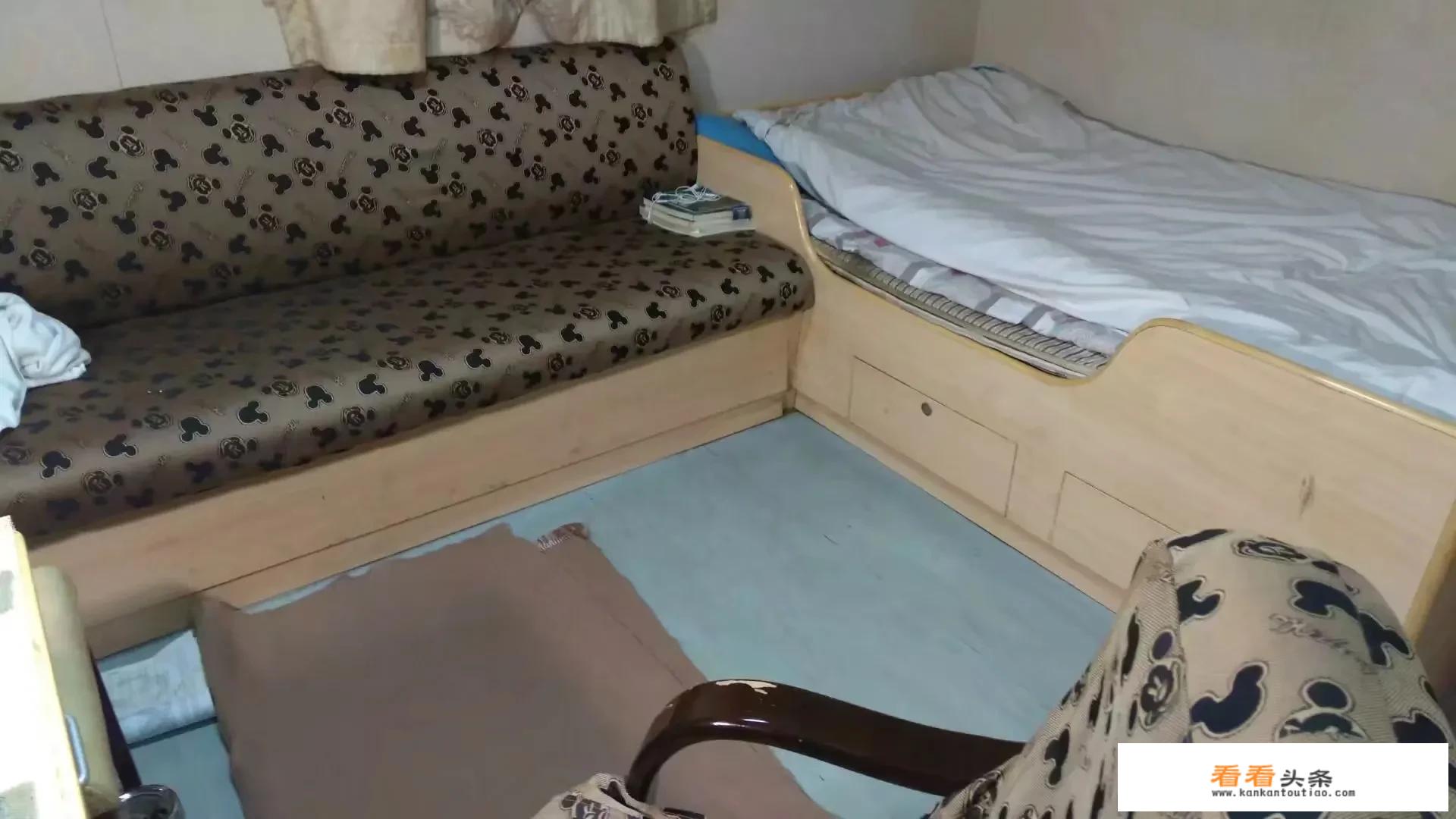 孩子上幼儿园大班了心理脆弱动不动就哭我该怎么引导？