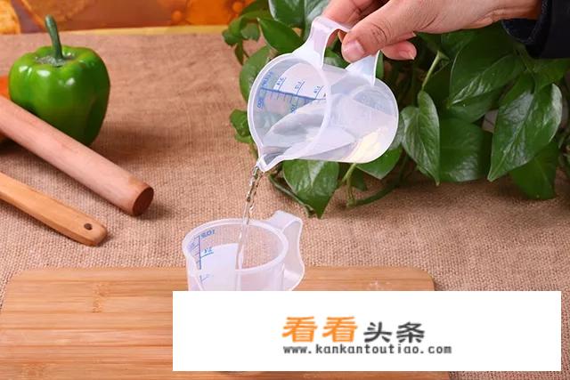  *** 烘焙类甜品需要备哪些工具？