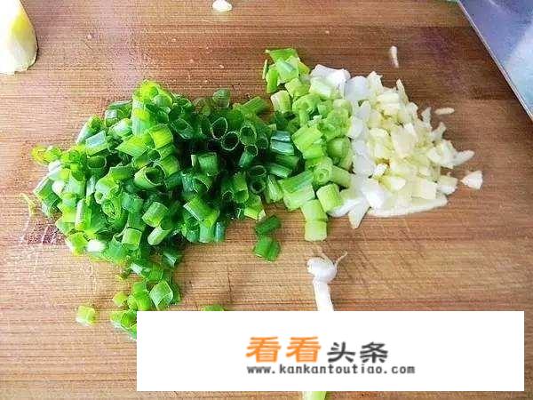 吃葱和大蒜身体痒怎么回事？