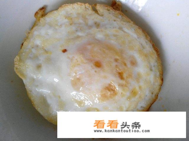 煎荷包蛋的做法？