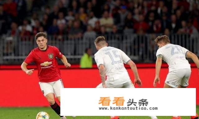 手机1v1是什么意思？