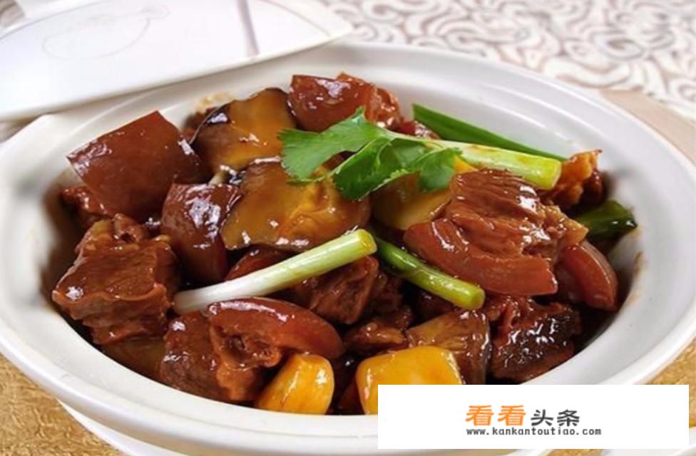 广东梅州哪里可以吃到当地本土特色美食？