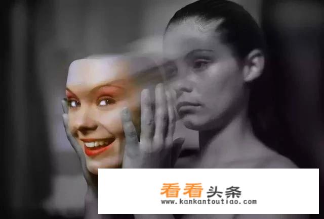 毕业当天，是什么让成都大四女生挥刀刺室友？