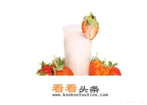 牛奶和草莓一起煮为什么是豆花文？