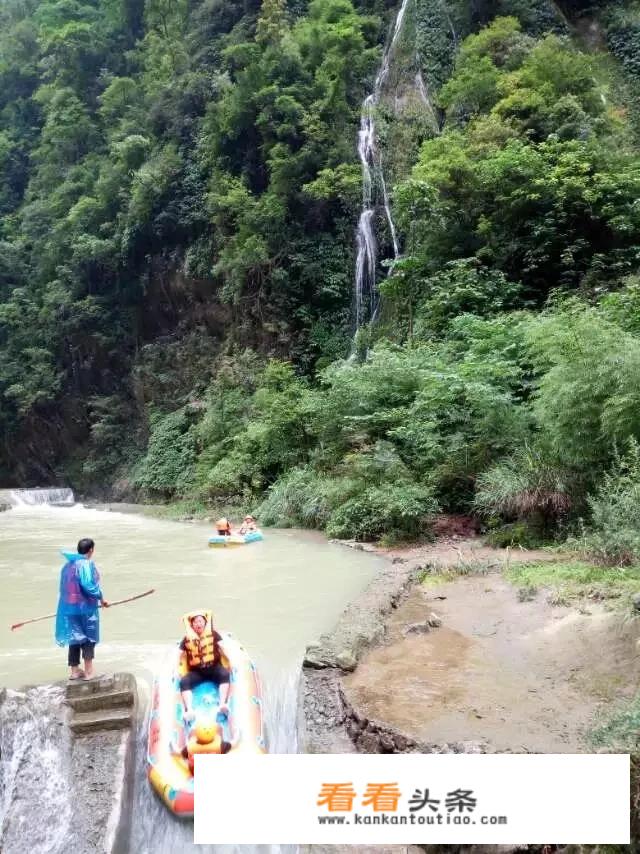重庆哪个火车站附近景点多？