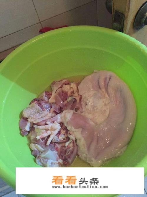 怀孕可以吃胡椒猪肚鸡吗？