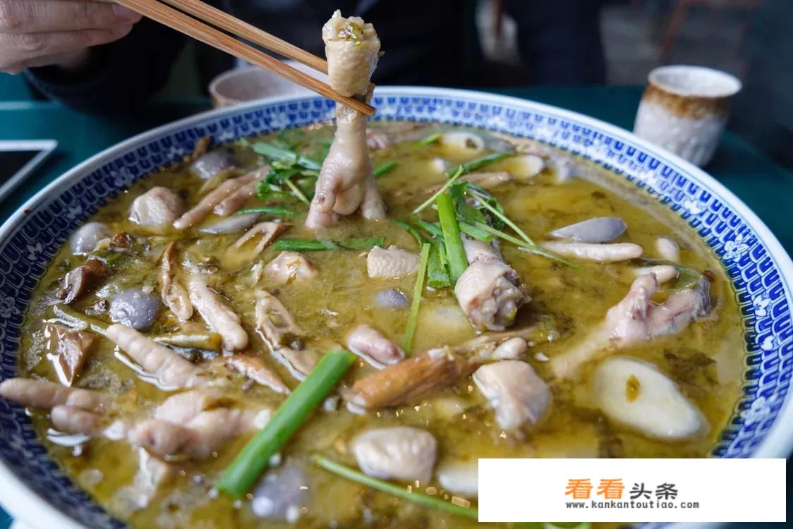 到成都旅游，必须品尝的传统特色小吃有哪些？