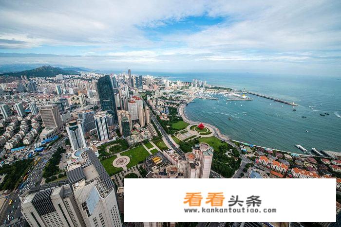 八月份到南方还是北方旅游好？