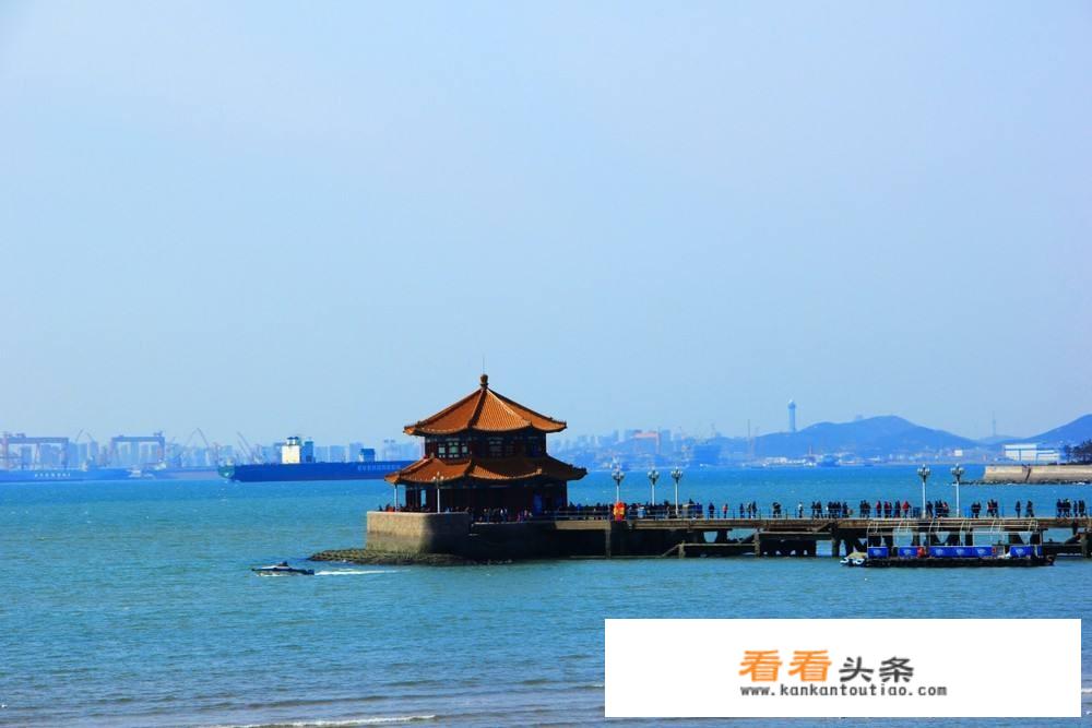 八月份到南方还是北方旅游好？