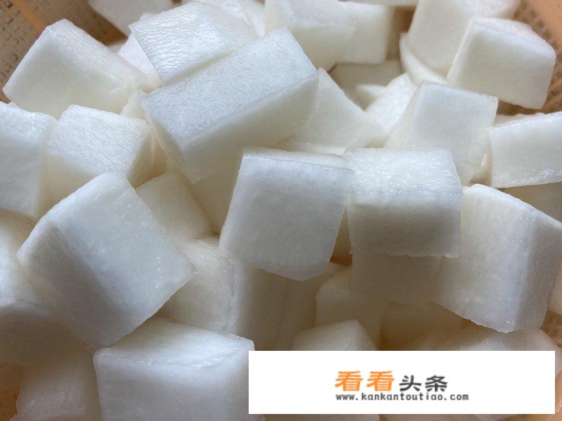 萝卜酸甜爽口的做法？