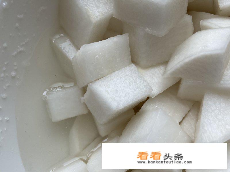 萝卜酸甜爽口的做法？