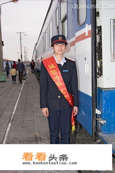 旅游列车与普通列车有什么不同？