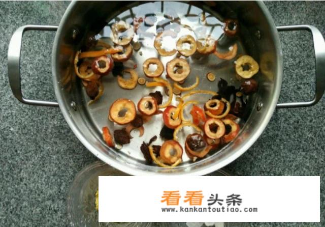 炎炎夏日，大家有中药凉茶推荐吗？最好可以煮，谢谢？