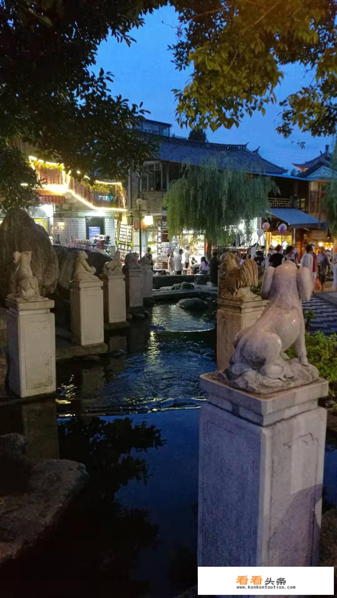 为什么一些人劝大家不要去旅游，浪费金钱，但很多无根基的年轻人却是旅游生力军？