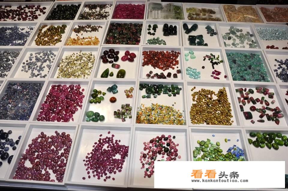 旅游购物指定珠宝店是真的吗？