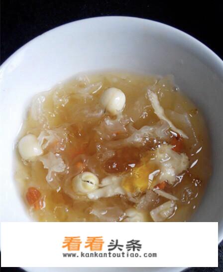 桃胶皂角米的正确炖法和吃法？
