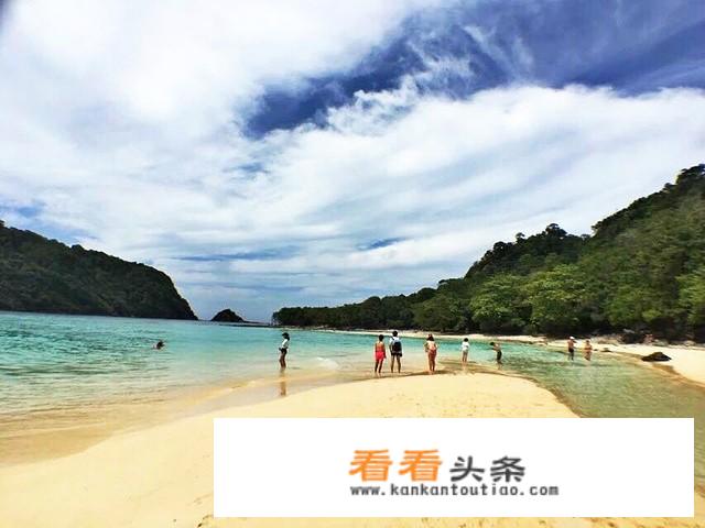 国家鼓励和支持发展旅游什么业？