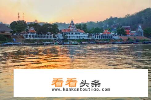 西双版纳到泰国，可以沿湄公河坐游船过去吗？