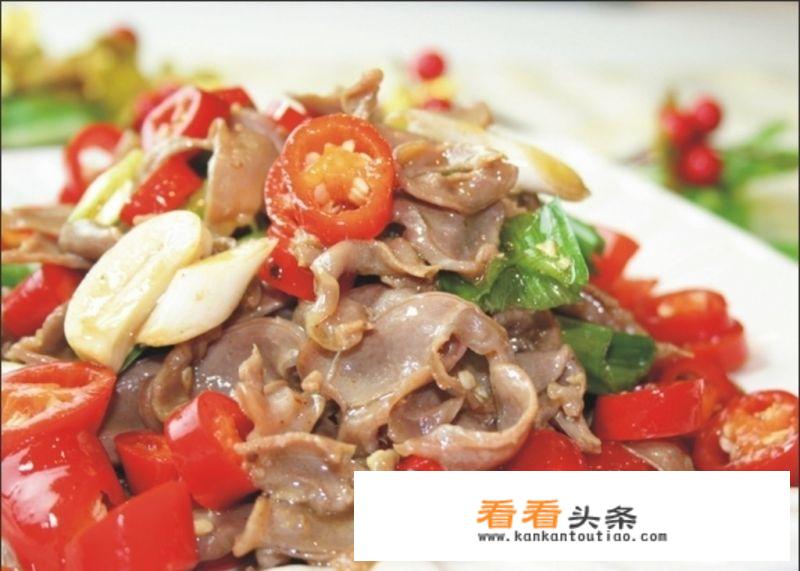 王刚酸菜泡椒鸡杂正宗做法？
