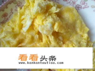 槐花鸡蛋泡泡做法？