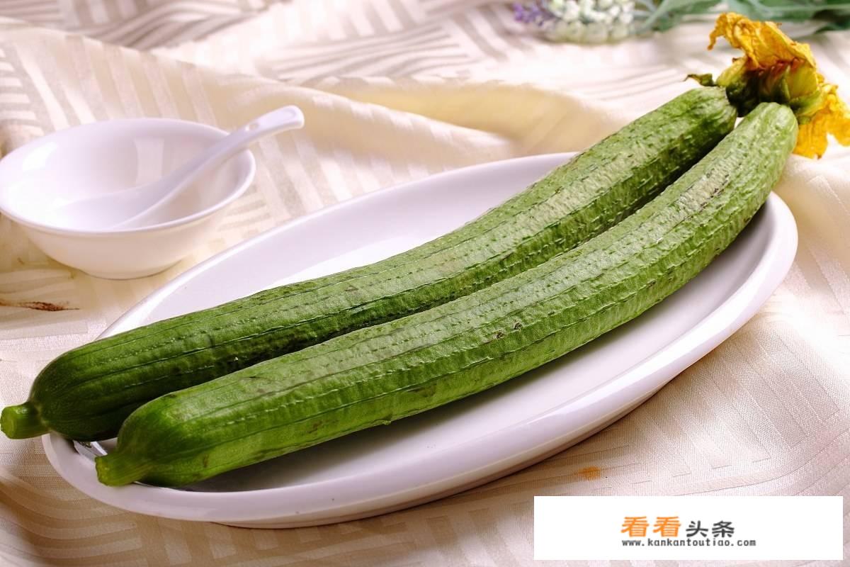 为什么冷水烧丝瓜汤会变黑？