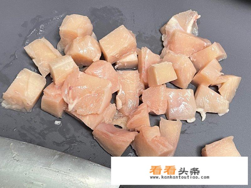 咖喱鸡块土豆胡萝卜做法？
