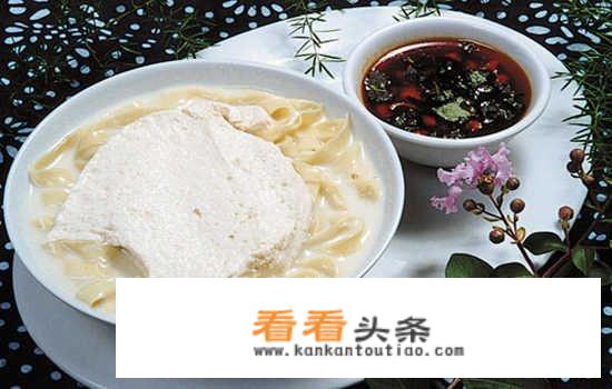 去贵州旅游，有哪些必吃的美食？