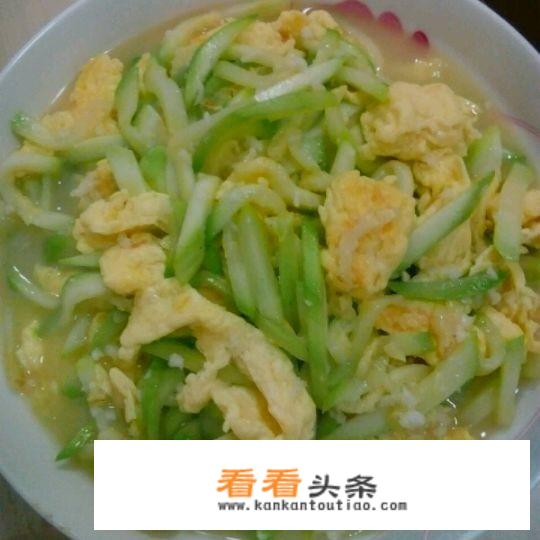 西葫芦炒鸡蛋的家常做法？