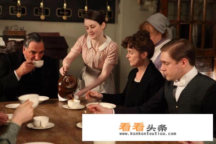 如何评价《唐顿庄园》中的贴身女仆莎拉·奥布莱恩？