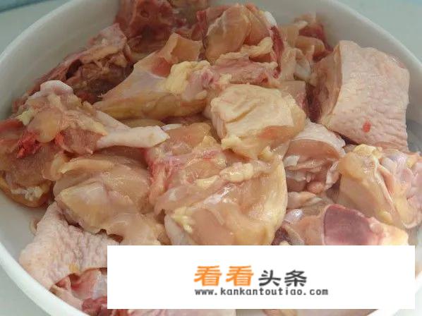 茶树菇鸡肉可以做干锅吗？