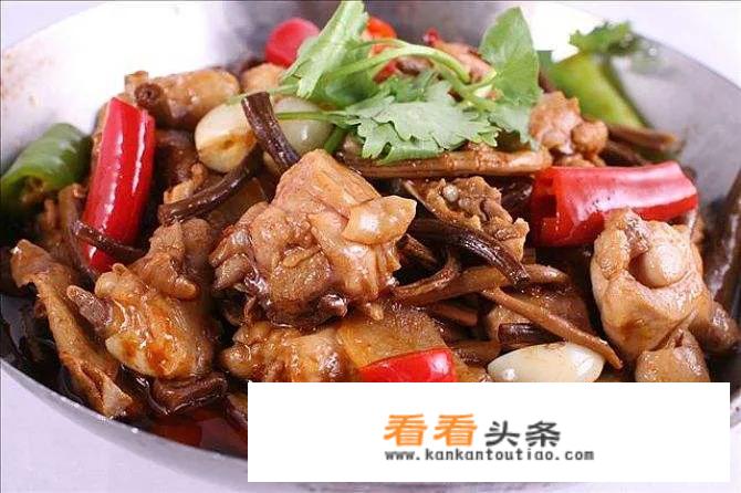 茶树菇鸡肉可以做干锅吗？