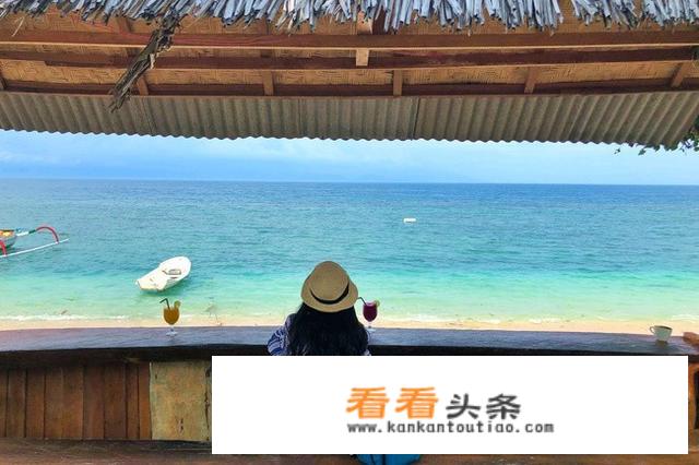 如何发展会展旅游？