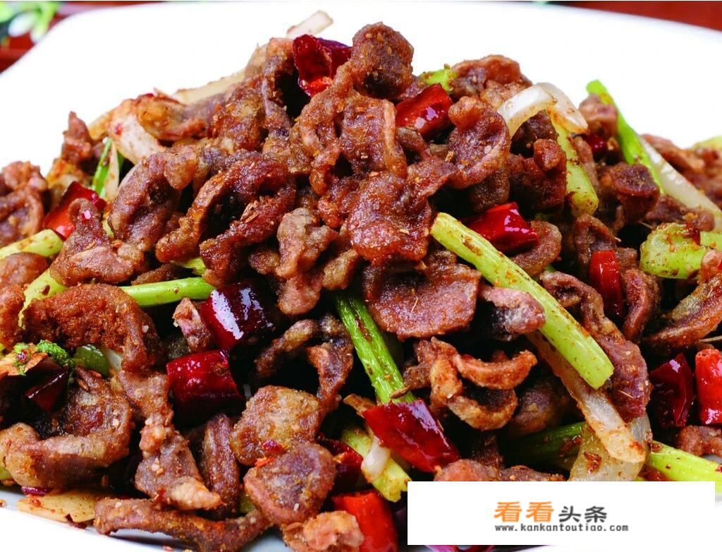 做孜然鸡翅要焯水吗？
