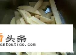 土豆炖鱼的做法步骤图，土豆炖鱼怎么做好吃？