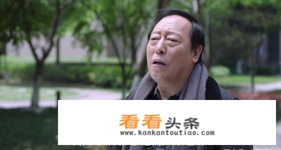 在小说《都挺好》中，苏大强做了什么事，致使最孝顺的苏明哲也生气，不愿意再管他了？